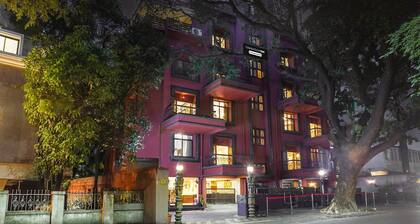 Super Townhouse Oak Prabhat Road