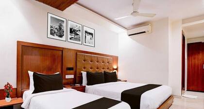 Super Townhouse Oak Times Square Le Western