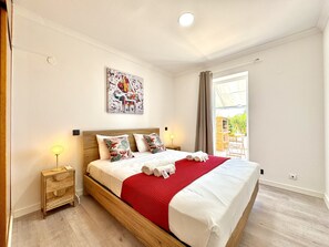 2 bedrooms, iron/ironing board, free WiFi, bed sheets - ALBUFEIRA AMAZING VIEW WITH POOL by HOMING (Albufeira)