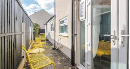 137 Watford Road
