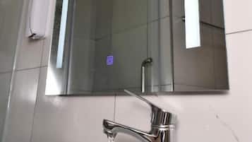 Chambre Double Confort | Salle de bain