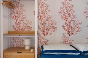 1 chambre, fer et planche à repasser, Wi-Fi, draps fournis