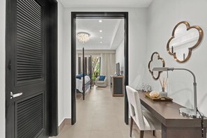 2 bedrooms, internet, bed sheets