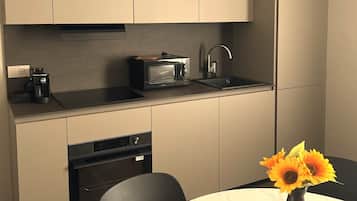 Private kitchen | Fridge, microwave, stovetop, cookware/dishes/utensils