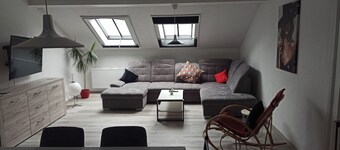 Newly renovated apartment directly at the S-Bahn Hoffenheim 90 sqm