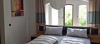 Newly renovated apartment directly at the S-Bahn Hoffenheim 90 sqm