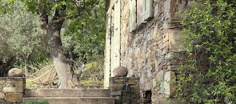 CHARMING CORSICAN HOUSE