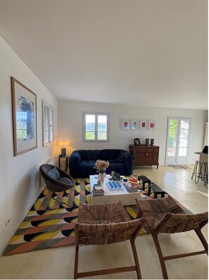 Living area - CHARMING CORSICAN HOUSE (Barbaggio)