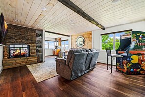 Smart TV, fireplace, video games