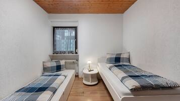 2 Schlafzimmer, Bügeleisen/Bügelbrett, WLAN, Bettwäsche