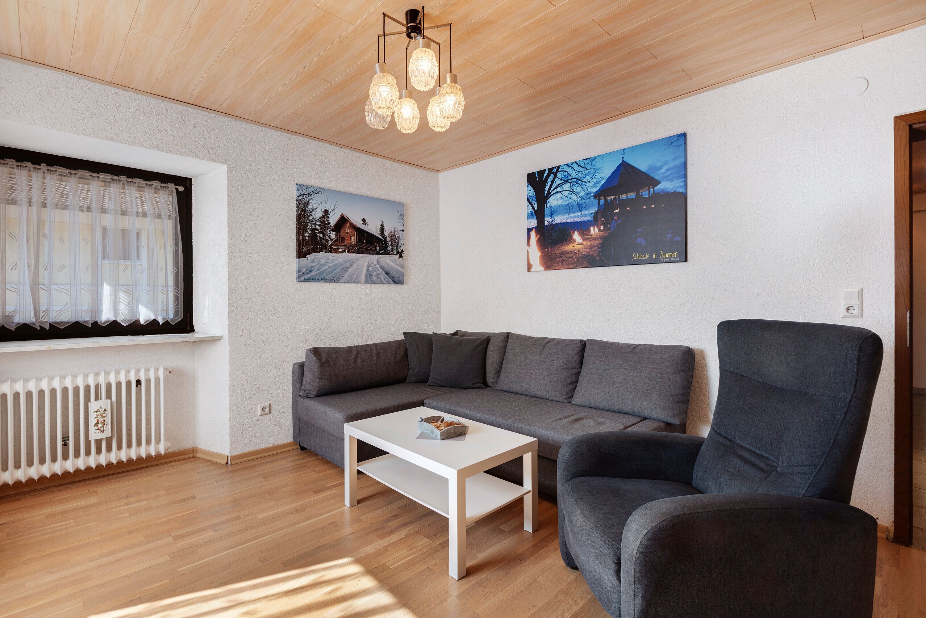 Télévision, table de tennis de table