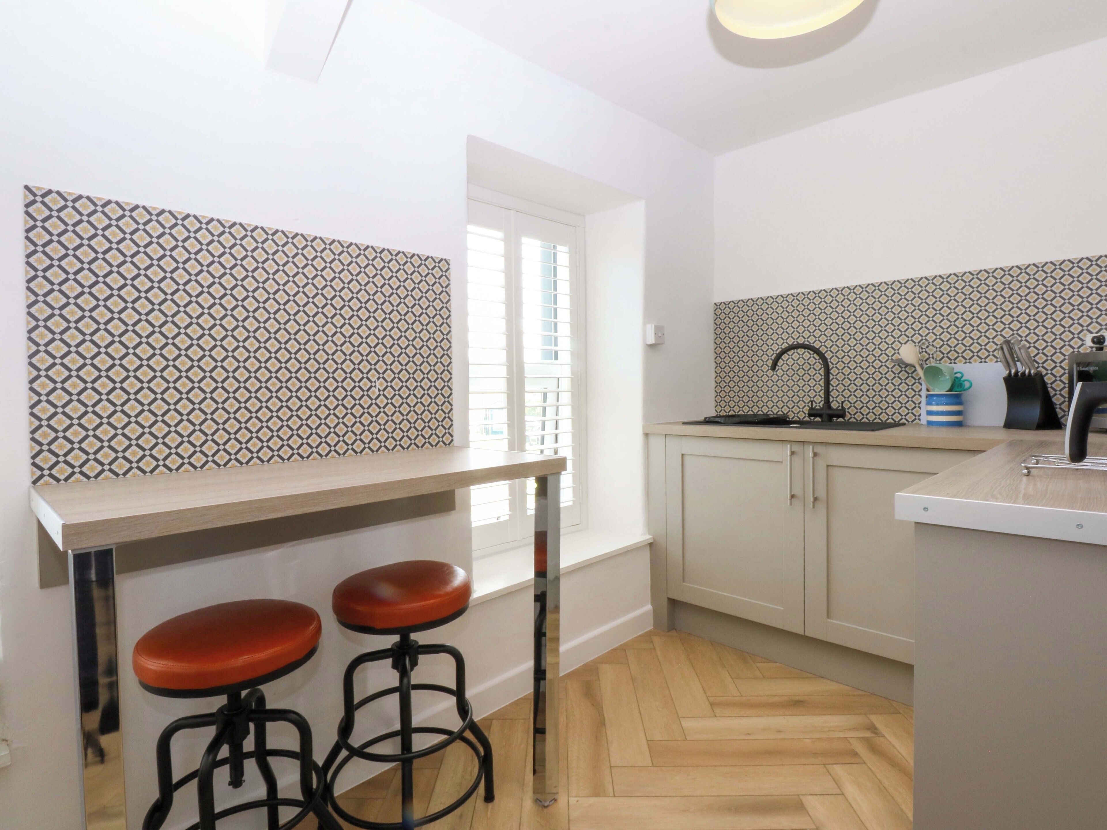 Fridge, microwave, toaster, cookware/dishes/utensils