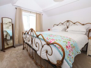 1 habitación, decoración personalizada y muebles diferentes