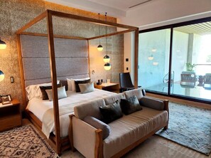 2 Schlafzimmer, Zimmersafe, Schreibtisch, Bügeleisen/Bügelbrett