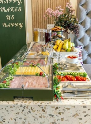 Dining - Ta' Nina Boutique (Rabat)