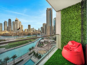 Luxury Apartment, 2 Bedrooms, Balcony, Lake View | Balcony