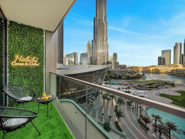 Luxury Apartment, 2 Bedrooms, Balcony, Lake View | Balcony