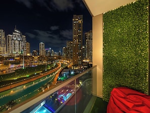 Luxury Apartment, 2 Bedrooms, Balcony, Lake View | Balcony
