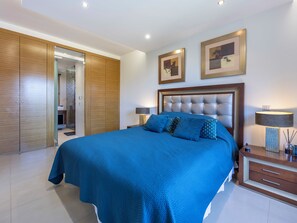 1 bedroom, travel crib, WiFi, bed sheets - Mar da Luz - Praia da Luz (Luz)