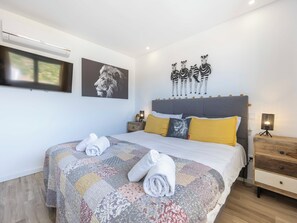 1 bedroom, iron/ironing board, travel crib, WiFi