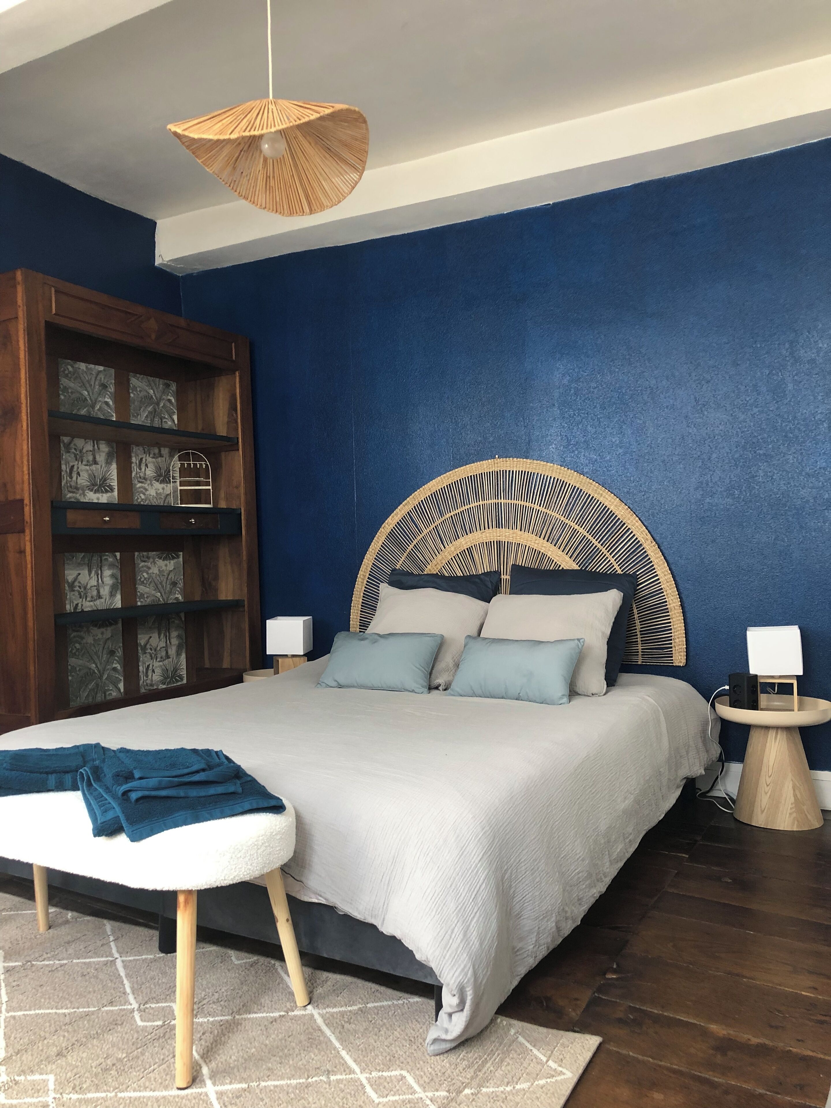 4 bedrooms, WiFi, bed sheets