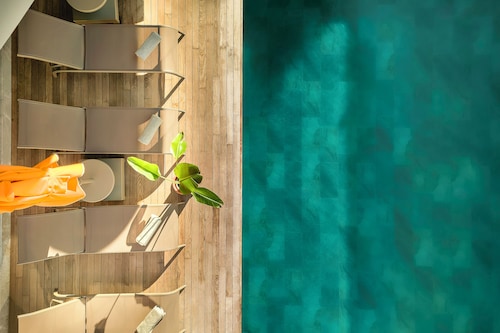 Echinus Blue Hotel