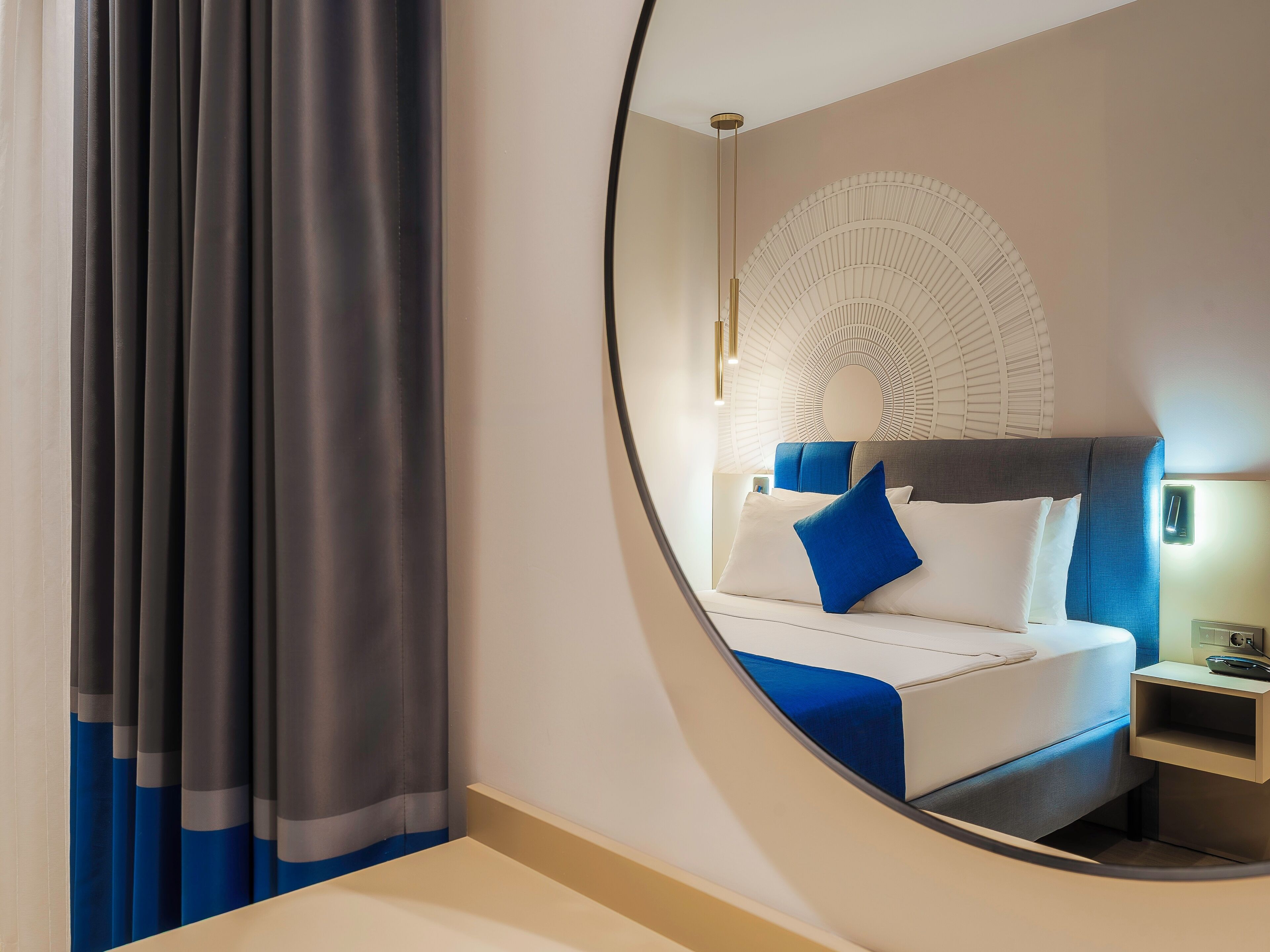 In-room safe, desk, laptop workspace, iron/ironing board