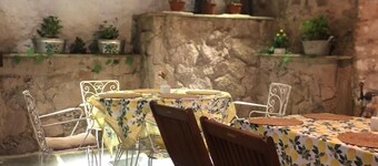 Gülsün Hanim Konagi