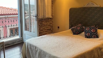 Habitación cuádruple familiar, vistas al mar | Wifi gratis