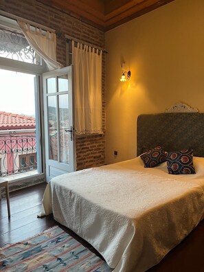 Family Quadruple Room, Sea View | Free WiFi - Gülsün Hanim Konagi (Ayvalık)