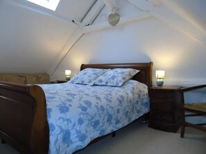 3 bedrooms, WiFi, bed sheets
