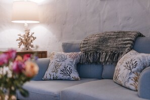 Living area - Tamarisk Cottage (St. Agnes)