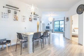 Dining - Oasis of peace in a natural health resort (Mayen)