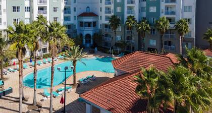 Point Hotel and Suites•2 King Bed Resort Studio•Free Parking•Kitchenette•Pool