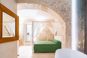 2 bedrooms - Princess Suites by Rentbeat  (Martina Franca)