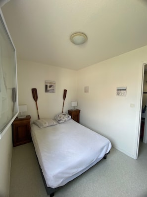 3 chambres, lit de bébé portatif, accès au Wi-Fi (inclus)
