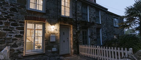 บริเวณภายนอก