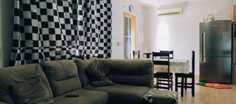 3 bedroom house, up to 6 people 5 minutes from the falls