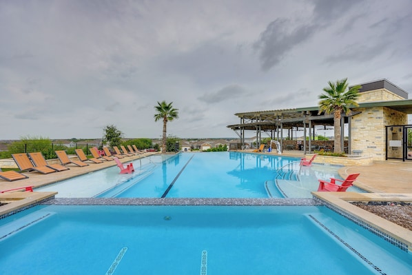 Casa (3 Bedrooms) | Vista frontal de la propiedad