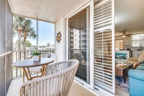 Apartment (0 Bedroom) | Interior