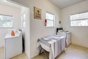 Apartment (1 Bedroom) | Interior - Walk to Food & Art: Condo in Historic Riverside (Jacksonville)