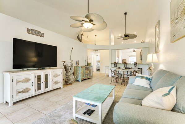Villa (3 Bedrooms) | Front of property - 5 Mi to Naples Beach - Getaway w/ Screened Lanai! (Naples)