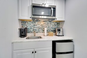 Apartment (1 Bedroom) | Interior