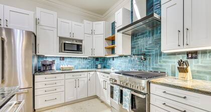 'the Blue Oasis' Jax Beach Gem w/ Coastal Charm!