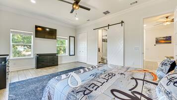 House (4 Bedrooms) | Interior