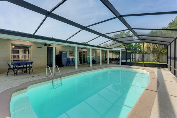 House (4 Bedrooms) | Front of property