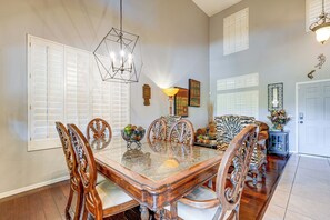 House (5 Bedrooms) | Interior - Spacious Family Oasis in Cave Creek! (Cave Creek)