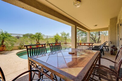 Spacious Family Oasis in Cave Creek!