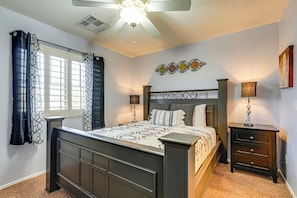 House (5 Bedrooms) | Interior