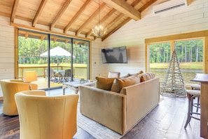 House (0 Bedroom) | Interior